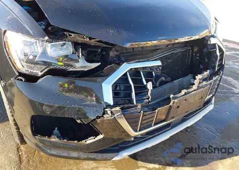 2020 Audi Q3 Premium 45 Tfsi Quattro Tiptronic z USA, uszkodzony, nr VIN WA1AECF31L1001594